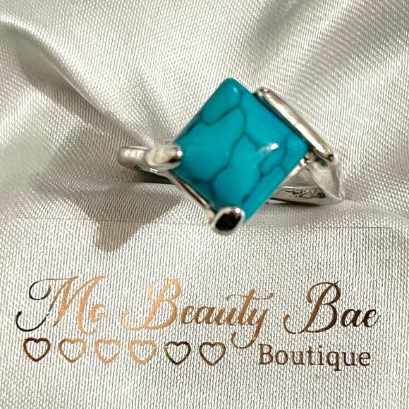 Turquoise Ring - Picture 1 of 5